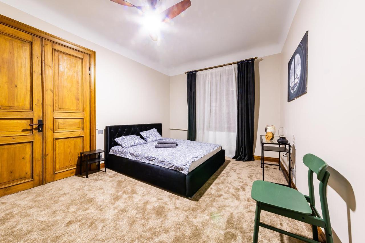 Gourmet Storie'S Ap 68Sqm Renovated Free Parking Apartment Riga Exterior photo